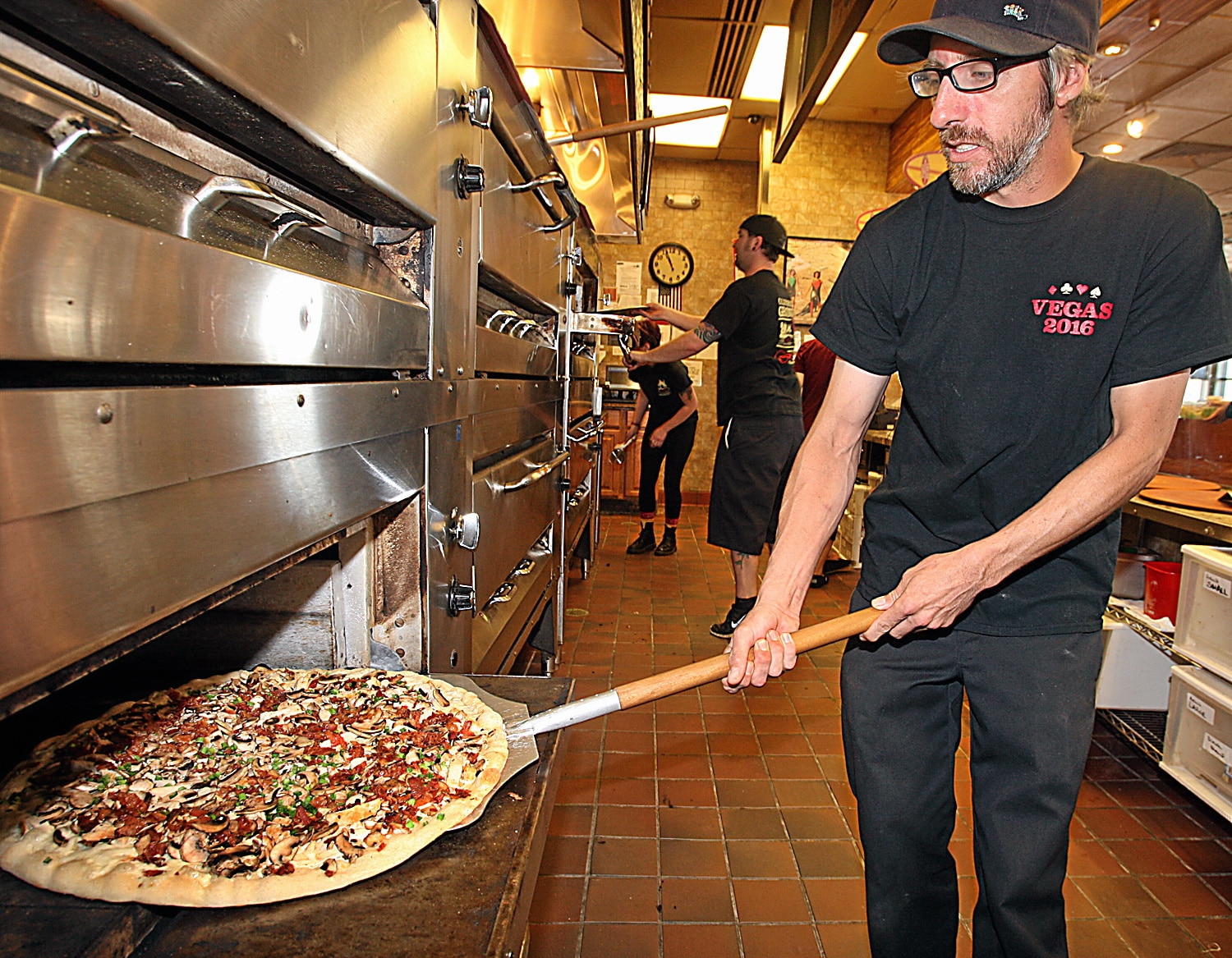 Super Popular Pizza Restaurants That You Never Knew Existed